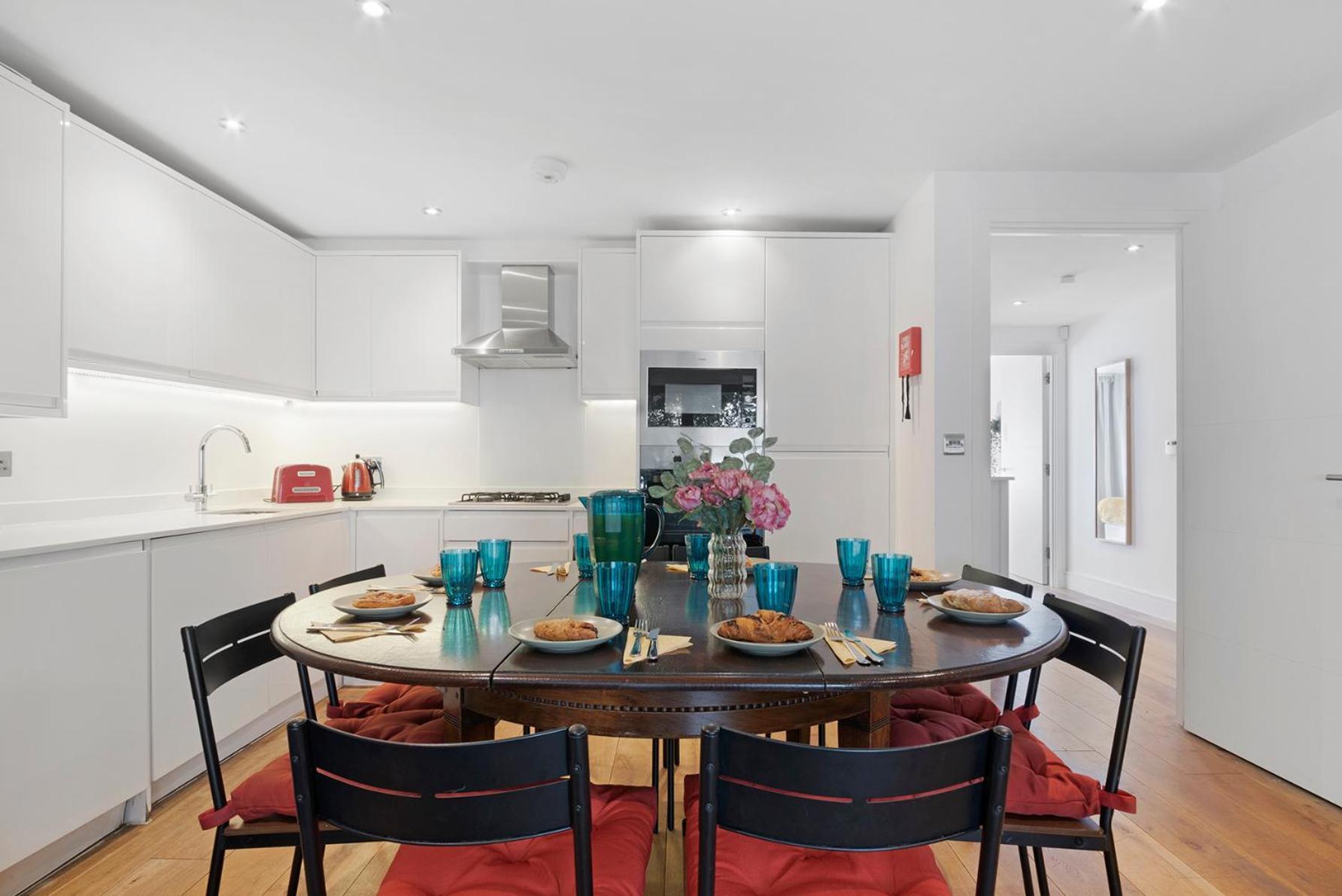 Hermitage Road Apartment By Morethanstays Лондон Экстерьер фото